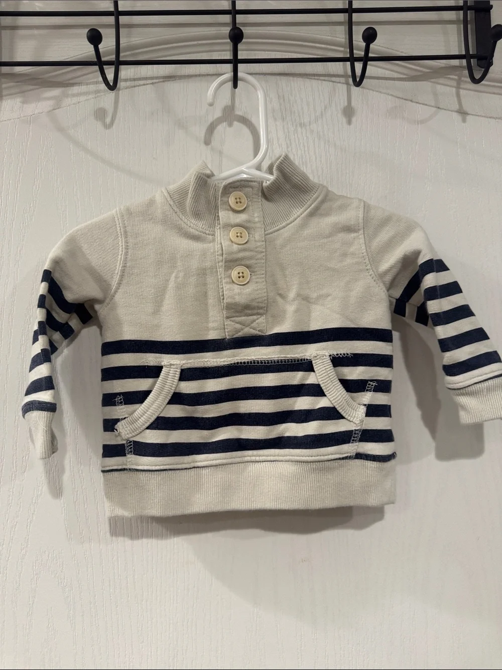 Osh kosh bgosh baby boy pullover 6 months